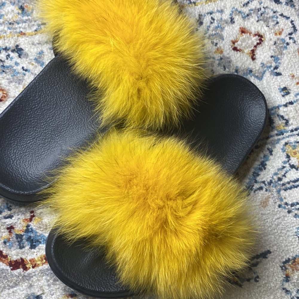 Yellow mustard fur slides